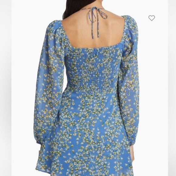 {ASTR The Label} Vivian Dress in Blue Floral - Size Medium - Picture 4 of 17